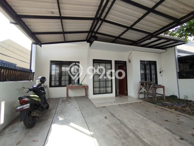 SPECIAL OFFER! Rumah Asri di , LT 135m2m² LB 81m2m² SPECIAL OFFER! Rumah Asri di , LT 135m2m² LB 81m2m²