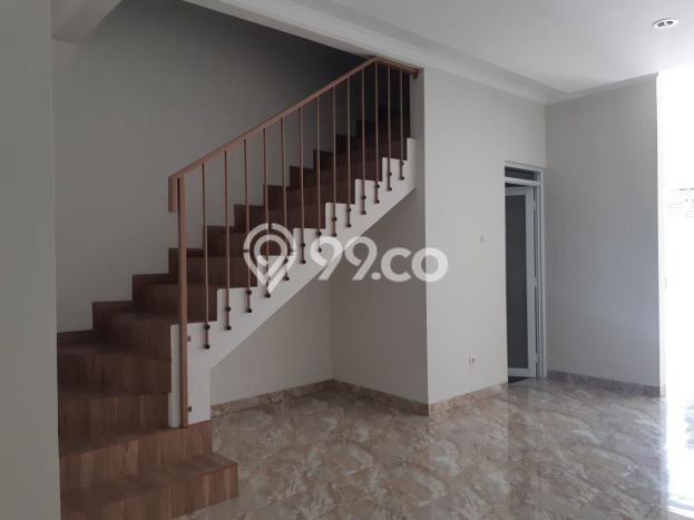 Rumah Mewah LB 120m2 Siap Pakai Desain Elegan di Bandung Kota, Bandung Rumah Mewah LB 120m2 Siap Pakai Desain Elegan di Bandung Kota, Bandung