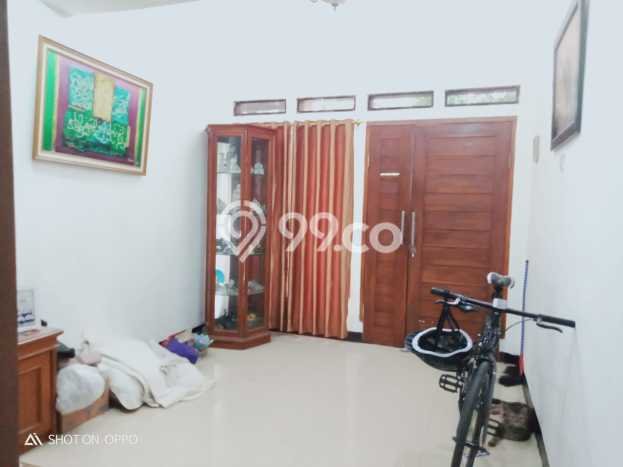 Rumah Strategis Modern Lb 150m2 di Arcamanik, Bandung Rumah Strategis Modern Lb 150m2 di Arcamanik, Bandung