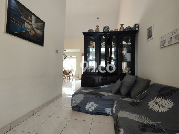 Rumah Siap Pakai area , Bandung, LT 240m2m² Bangunan 181m2m² Rumah Siap Pakai area , Bandung, LT 240m2m² Bangunan 181m2m²
