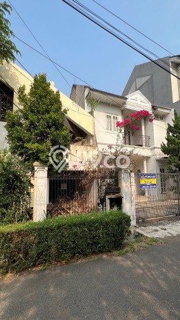 Jual Rumah Luas Elegan Dengan View Eksklusif di Bintaro, Jakarta Selatan Jual Rumah Luas Elegan Dengan View Eksklusif di Bintaro, Jakarta Selatan