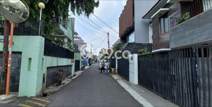 Best Deal Hunian Premium Ideal dan Luas di Tebet, Jakarta Selatan Best Deal Hunian Premium Ideal dan Luas di Tebet, Jakarta Selatan
