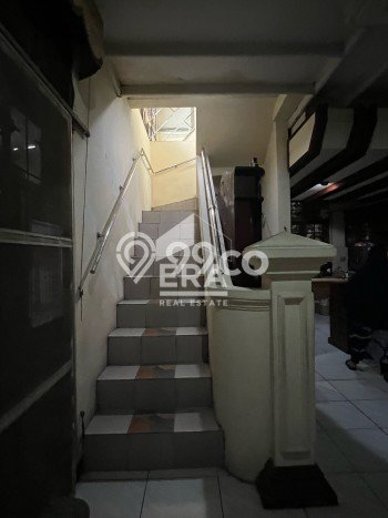 Rumah Elit LB 500m2 Siap Huni Desain Elegan di Bendungan Hilir, Jakarta Pusat Rumah Elit LB 500m2 Siap Huni Desain Elegan di Bendungan Hilir, Jakarta Pusat