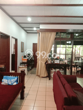 Siap Huni Rumah Mewah 5 Kamar di Tebet Dekat ke Mana Saja Siap Huni Rumah Mewah 5 Kamar di Tebet Dekat ke Mana Saja