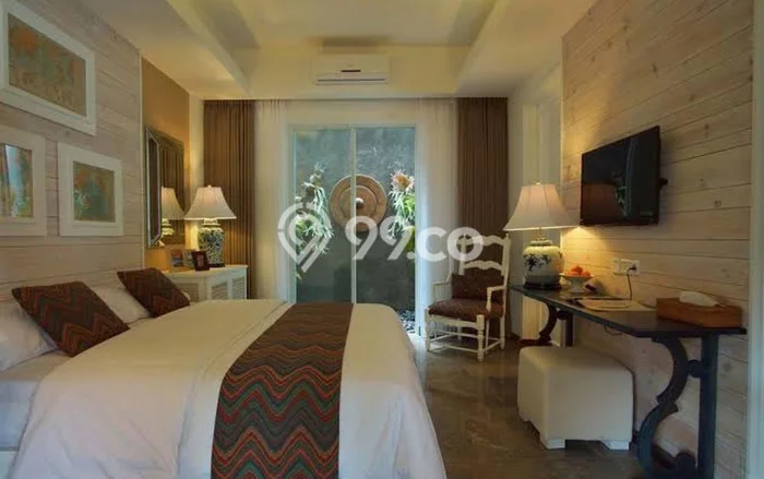 Rumah Harga Nego 25 Kamar Tidur di Kawasan Residential Petitenget, Badung Rumah Harga Nego 25 Kamar Tidur di Kawasan Residential Petitenget, Badung