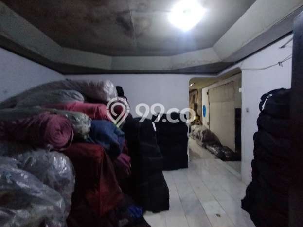 Hunian Mewah Siap Huni LT 373m2 di Tanah Abang, Jakarta Pusat Hunian Mewah Siap Huni LT 373m2 di Tanah Abang, Jakarta Pusat