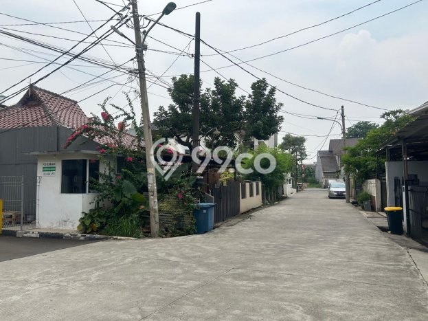 For Sale Hunian Rumah Nyaman 4 Kamar di Jatiwaringin, Jakarta Timur For Sale Hunian Rumah Nyaman 4 Kamar di Jatiwaringin, Jakarta Timur