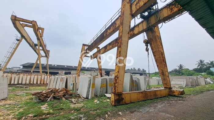 Rumah Mewah LB 5000m2 Siap Pakai Desain Elegan di Jatake, Tangerang Rumah Mewah LB 5000m2 Siap Pakai Desain Elegan di Jatake, Tangerang