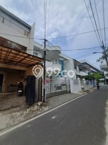 Dijual Rumah Luas Megah Dengan View Cantik di Cideng, Jakarta Pusat Dijual Rumah Luas Megah Dengan View Cantik di Cideng, Jakarta Pusat