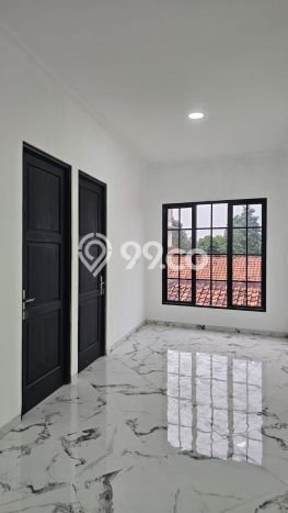 For Sale Rumah 3 Kamar Lokasi Ideal Bagus dan Strategis di Ciracas For Sale Rumah 3 Kamar Lokasi Ideal Bagus dan Strategis di Ciracas