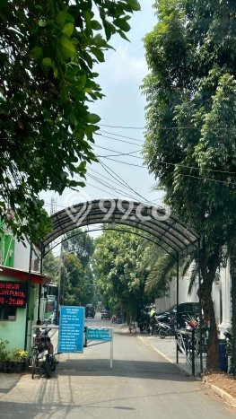 Rumah EXCLUSIVE area Kalisari, Jakarta Timur, LT 94m² Bangunan 128m² KESEMPATAN TERBATAS! Rumah EXCLUSIVE area Kalisari, Jakarta Timur, LT 94m² Bangunan 128m² KESEMPATAN TERBATAS!