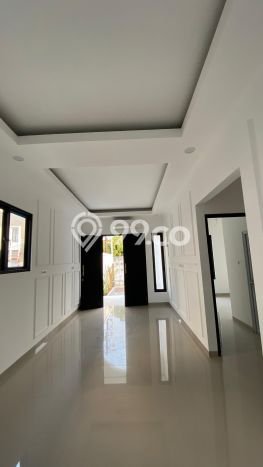 For Sale Rumah 3 Kamar Lokasi Ideal Bagus dan Strategis di Ciracas For Sale Rumah 3 Kamar Lokasi Ideal Bagus dan Strategis di Ciracas
