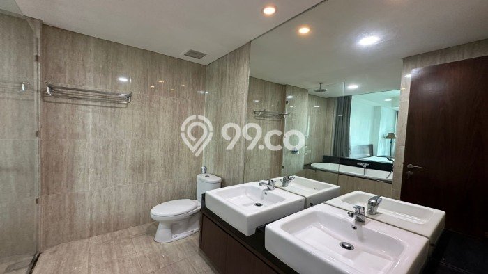 Apartemen Disewakan 3 Kamar Murah Siap Huni di Jakarta Selatan, Luas 165m2 Apartemen Disewakan 3 Kamar Murah Siap Huni di Jakarta Selatan, Luas 165m2