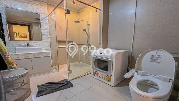 Apartemen Disewakan 2 Kamar Murah Siap Huni di Jakarta Selatan, Luas 94m2 Apartemen Disewakan 2 Kamar Murah Siap Huni di Jakarta Selatan, Luas 94m2