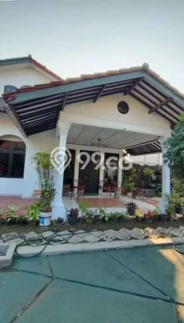 Rumah Eksklusif Siap Huni LT 720m2 di Kelapa Dua, Tangerang Rumah Eksklusif Siap Huni LT 720m2 di Kelapa Dua, Tangerang