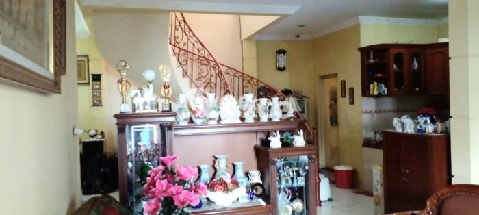 Rumah Eksklusif Dijual LT 128m2 di Kebon Jeruk, Jakarta Barat Rumah Eksklusif Dijual LT 128m2 di Kebon Jeruk, Jakarta Barat