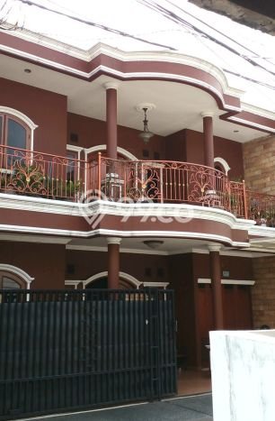 Rumah Eksklusif Dijual LT 128m2 di Kebon Jeruk, Jakarta Barat Rumah Eksklusif Dijual LT 128m2 di Kebon Jeruk, Jakarta Barat