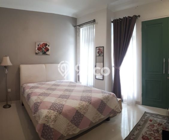 Dijual Rumah Luas Elegan Dengan View Eksklusif di Banjar Wijaya, Tangerang Dijual Rumah Luas Elegan Dengan View Eksklusif di Banjar Wijaya, Tangerang