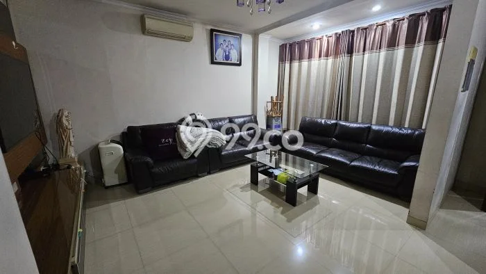 Rumah Minimalis 4 KT di Lippo Karawaci Tangerang Semi Furnished Rumah Minimalis 4 KT di Lippo Karawaci Tangerang Semi Furnished