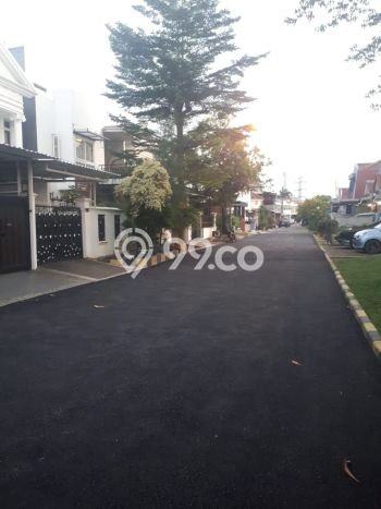 Dijual Rumah Luas Elegan Dengan View Eksklusif di Banjar Wijaya, Tangerang Dijual Rumah Luas Elegan Dengan View Eksklusif di Banjar Wijaya, Tangerang