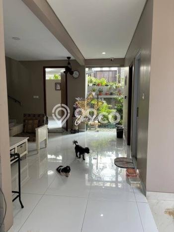 Dijual Rumah Mewah Megah Dengan View Cantik di Gading Serpong, Tangerang Dijual Rumah Mewah Megah Dengan View Cantik di Gading Serpong, Tangerang