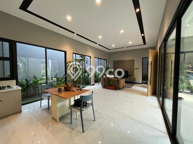For Sale! Luxury House LT 252m2 Desain Elegan di BSD City For Sale! Luxury House LT 252m2 Desain Elegan di BSD City