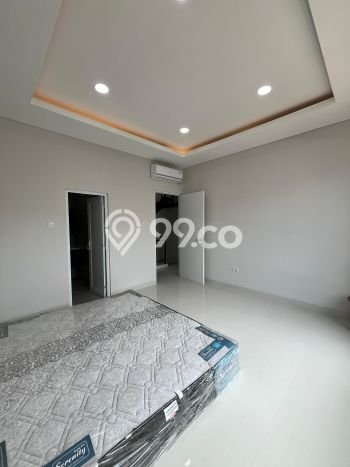 HOT PROPERTY! Rumah Strategis di Gading Serpong, Luas 56m2m² LB 103m2m² HOT PROPERTY! Rumah Strategis di Gading Serpong, Luas 56m2m² LB 103m2m²