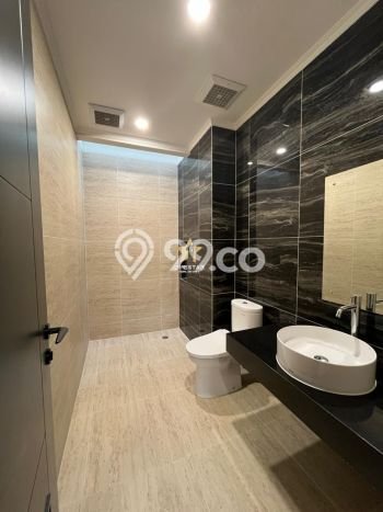 Rumah Elit LB 150m2 Siap Pakai Desain Elegan di Gading Serpong, Tangerang Rumah Elit LB 150m2 Siap Pakai Desain Elegan di Gading Serpong, Tangerang