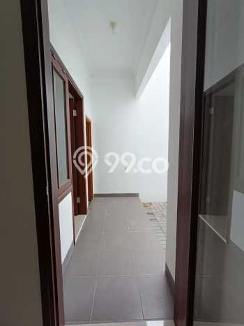 Rumah Luxury Modern Siap Huni di BSD Tangerang Rumah Luxury Modern Siap Huni di BSD Tangerang