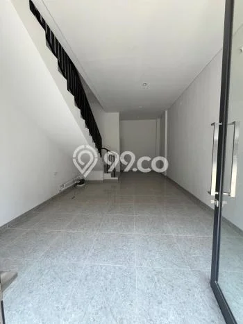 Ruko Disewa di Tangerang dengan LB 108m2 Area Komersial Ramai Ruko Disewa di Tangerang dengan LB 108m2 Area Komersial Ramai