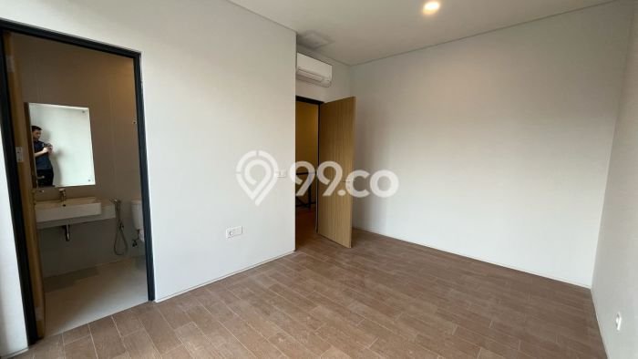 Rumah sewa siap pakai 3 Kamar Tidur di BSD City, Tangerang Rumah sewa siap pakai 3 Kamar Tidur di BSD City, Tangerang