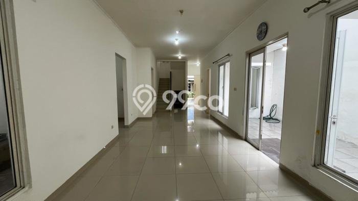 Jarang Ada! Rumah Sewa 3 Kamar Bagus Siap Huni Gading Serpong IL Lago Jarang Ada! Rumah Sewa 3 Kamar Bagus Siap Huni Gading Serpong IL Lago