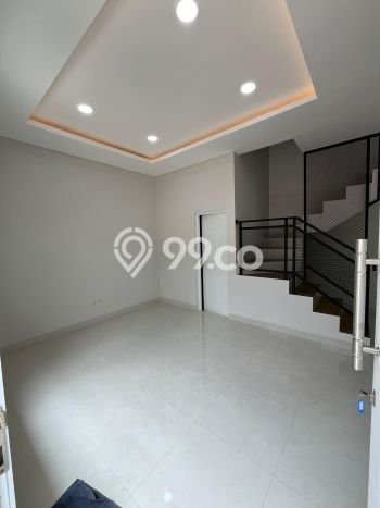HOT PROPERTY! Rumah Strategis di Gading Serpong, Luas 56m2m² LB 103m2m² HOT PROPERTY! Rumah Strategis di Gading Serpong, Luas 56m2m² LB 103m2m²
