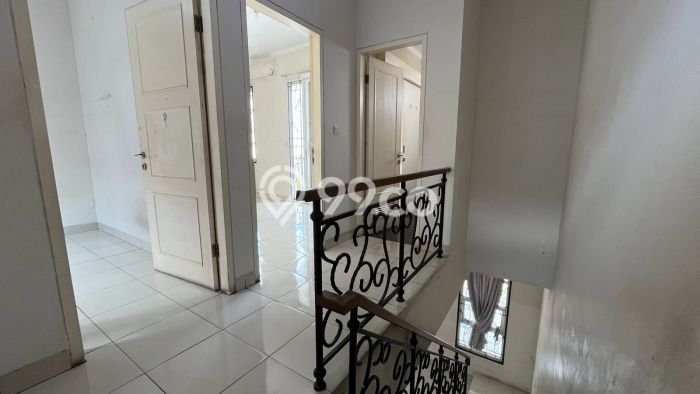 Dijual Hunian Rumah Terawat 3 KT di Gading Serpong, Tangerang Dijual Hunian Rumah Terawat 3 KT di Gading Serpong, Tangerang