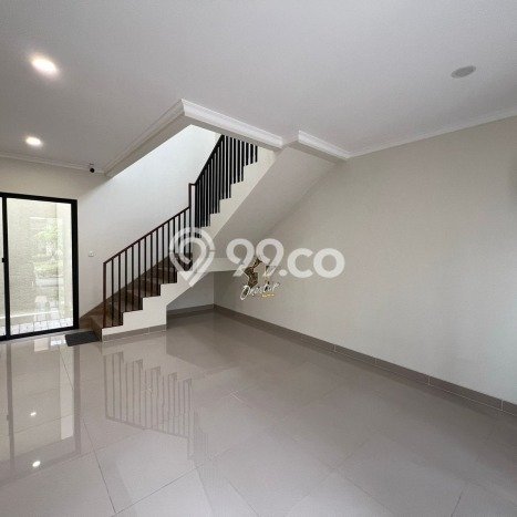 Dijual Rumah Mewah Elegan Dengan View Cantik di Gading Serpong, Tangerang Dijual Rumah Mewah Elegan Dengan View Cantik di Gading Serpong, Tangerang