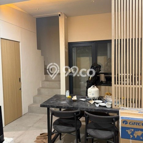 Rumah Strategis Minimalis Lb 70m2 di BSD, Tangerang Selatan Rumah Strategis Minimalis Lb 70m2 di BSD, Tangerang Selatan