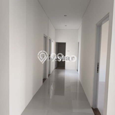 Jual Rumah Mewah Megah Dengan View Cantik di Serpong Villa Melati Mas, Tangerang Selatan Jual Rumah Mewah Megah Dengan View Cantik di Serpong Villa Melati Mas, Tangerang Selatan