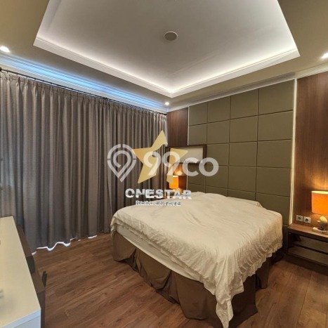 Hunian Mewah LB 240m2 Siap Huni Desain Elegan di BSD Eminent, Tangerang Hunian Mewah LB 240m2 Siap Huni Desain Elegan di BSD Eminent, Tangerang