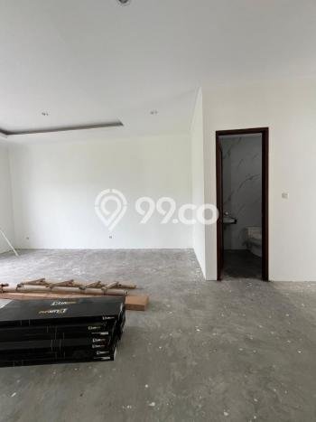 KESEMPATAN EMAS! Rumah area BSD The Icon, Tangerang, LT 200m² Bangunan 300m² KESEMPATAN EMAS! Rumah area BSD The Icon, Tangerang, LT 200m² Bangunan 300m²