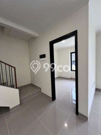 SPECIAL PRICE! Rumah Asri lokasi Summarecon Serpong, Luas 118m² LB 144m² SPECIAL PRICE! Rumah Asri lokasi Summarecon Serpong, Luas 118m² LB 144m²