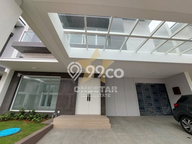 Rumah Elit LB 316m2 Siap Pakai Desain Elegan di Gading Serpong, Tangerang Rumah Elit LB 316m2 Siap Pakai Desain Elegan di Gading Serpong, Tangerang