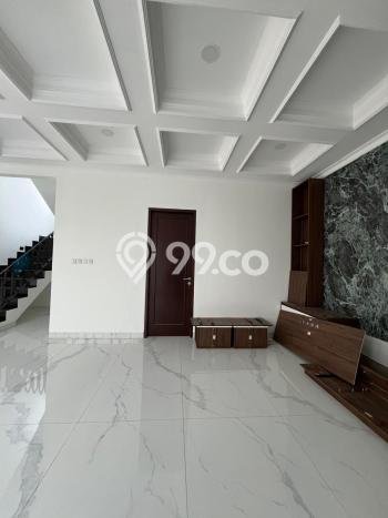 KESEMPATAN EMAS! Rumah area BSD The Icon, Tangerang, LT 200m² Bangunan 300m² KESEMPATAN EMAS! Rumah area BSD The Icon, Tangerang, LT 200m² Bangunan 300m²