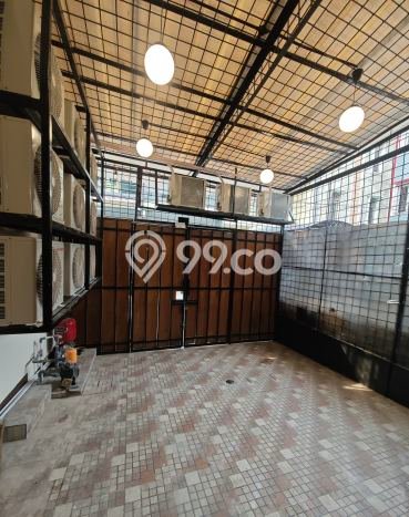 Rumah Kost Dijual di Tambora, Jakarta Barat, 20 KT, 20 KM, Bangunan 310m2 Rumah Kost Dijual di Tambora, Jakarta Barat, 20 KT, 20 KM, Bangunan 310m2