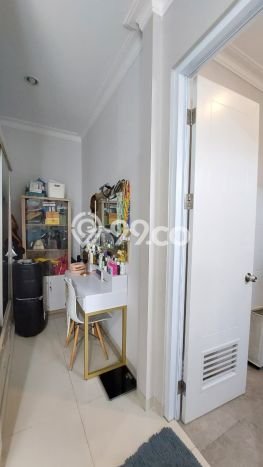 Rumah Luxury Modern Tanpa Renovasi di Gading Serpong Tangerang Rumah Luxury Modern Tanpa Renovasi di Gading Serpong Tangerang