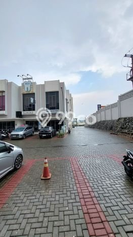 Disewakan Ruko di Kawasan Ramai Gading Serpong Luas 90m2 Disewakan Ruko di Kawasan Ramai Gading Serpong Luas 90m2
