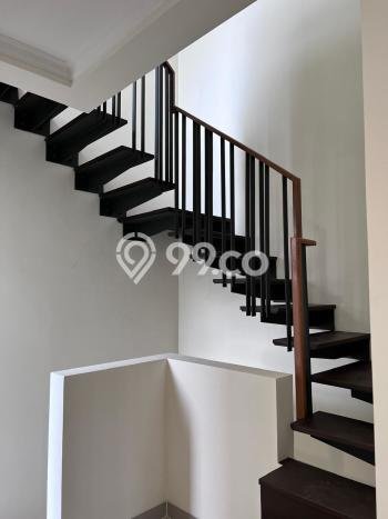 SPECIAL PRICE! Rumah Asri lokasi Summarecon Serpong, Luas 118m² LB 144m² SPECIAL PRICE! Rumah Asri lokasi Summarecon Serpong, Luas 118m² LB 144m²