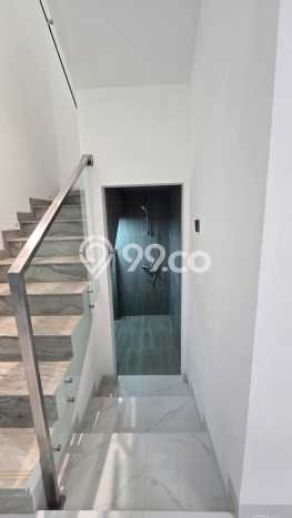 Rumah Luxury Modern Tanpa Renovasi di Alam Sutera Tangerang Rumah Luxury Modern Tanpa Renovasi di Alam Sutera Tangerang