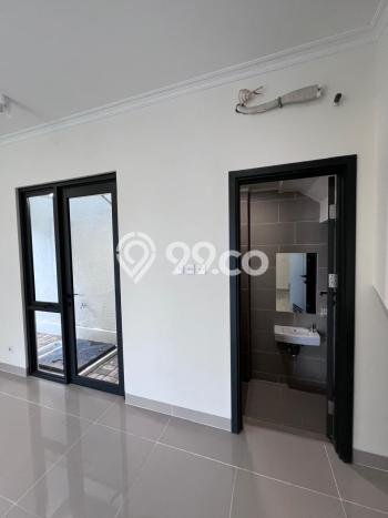 SPECIAL PRICE! Rumah Asri lokasi Summarecon Serpong, Luas 118m² LB 144m² SPECIAL PRICE! Rumah Asri lokasi Summarecon Serpong, Luas 118m² LB 144m²