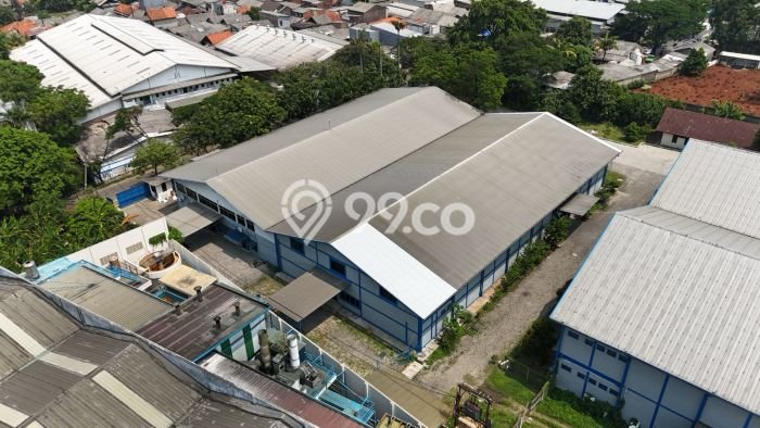 Gudang Lokasi Bisnis Kawasan Tangerang, Luas 1242m2m², Jalur Strategis Gudang Lokasi Bisnis Kawasan Tangerang, Luas 1242m2m², Jalur Strategis