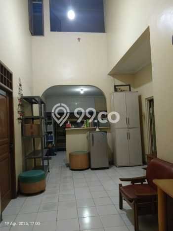 Rumah Minimalis 4 KT di BSD Nusaloka Tangerang Unfurnished Rumah Minimalis 4 KT di BSD Nusaloka Tangerang Unfurnished